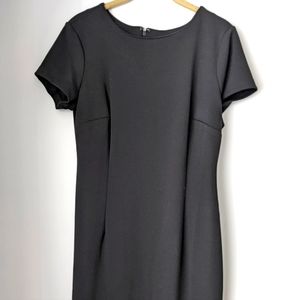 Ann Taylor Factory NWOT Petite Black Shift Dress 10